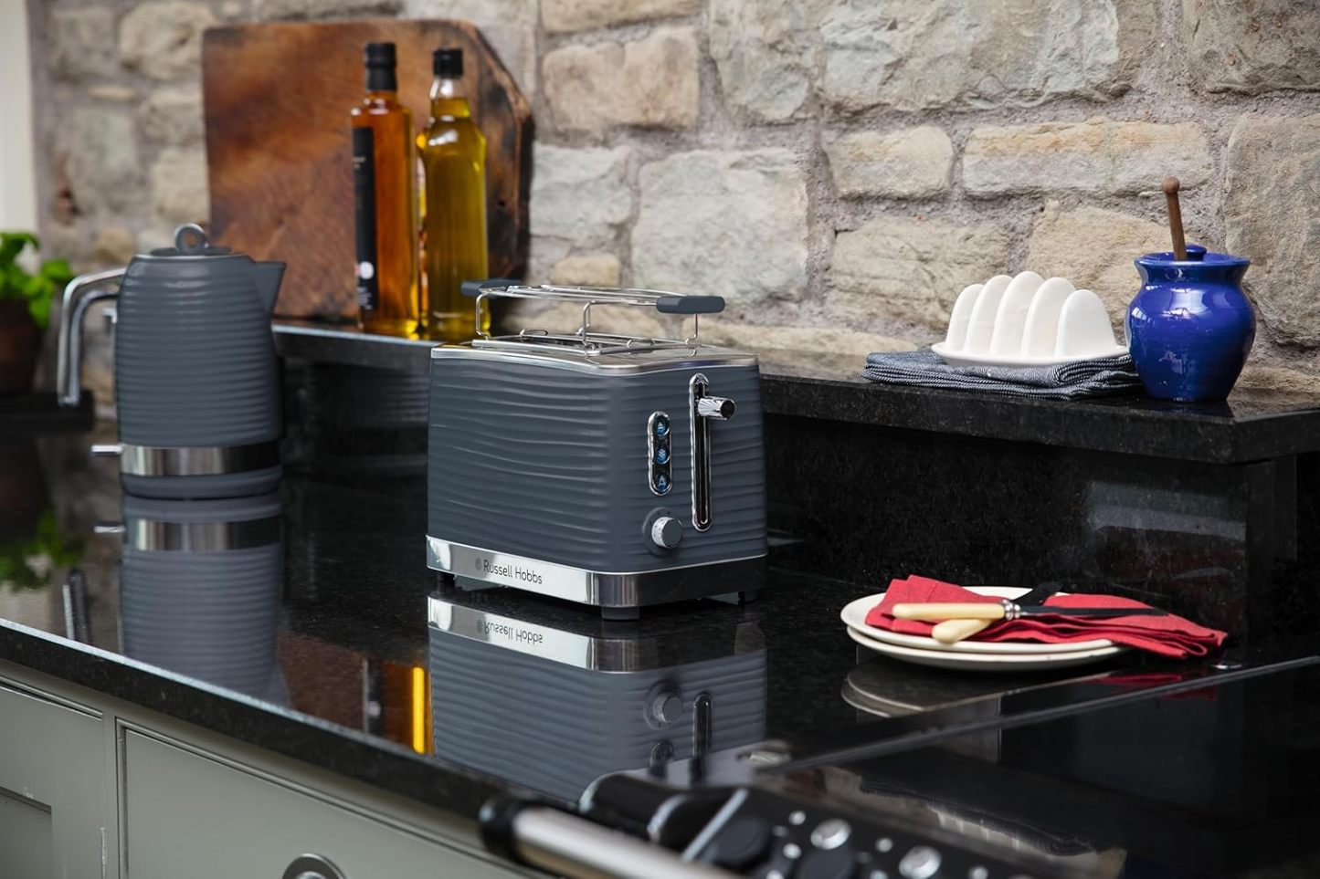 Russell Hobbs Inspire Grey Frühstückset Toaster, Wasserkocher und Kaffeemaschine