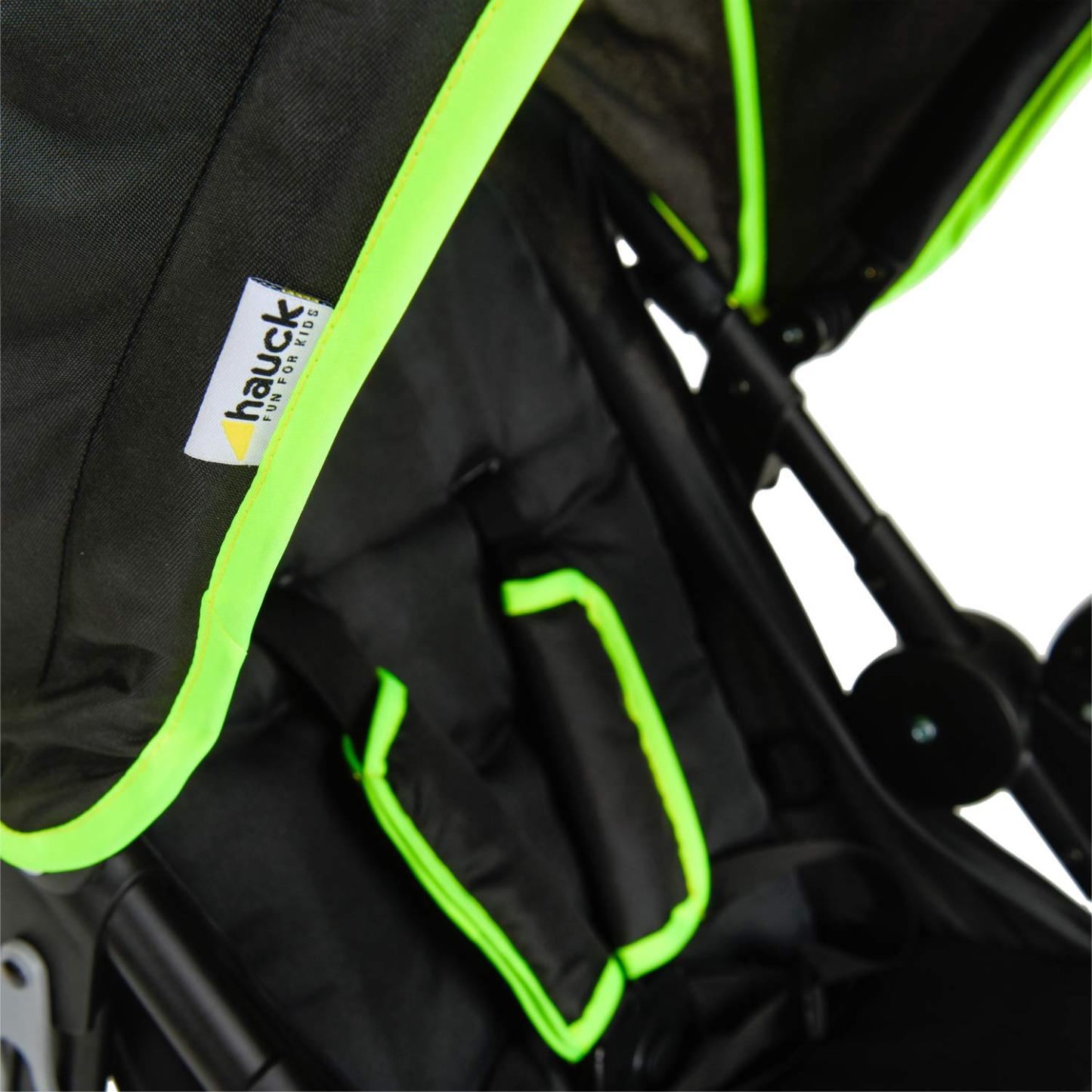 hauck Kinderwagen Runner 2, Dreirad Buggy mit XL Lufträder für Kinder bis 22 kg, UV-Schutz 50+, Belüftungsfenster, Höhenverstellbar, Faltbar, XL Korb bis 3 kg, Liegefunktion (Black)